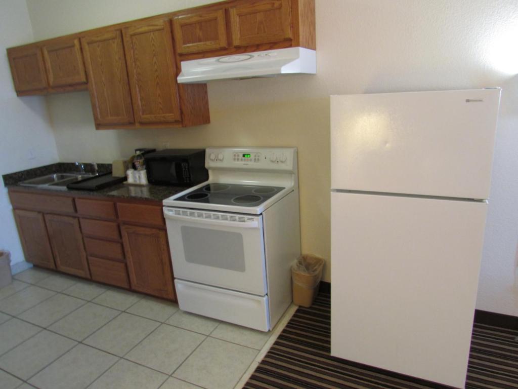 Super 8 By Wyndham Austin/Airport South Quarto foto