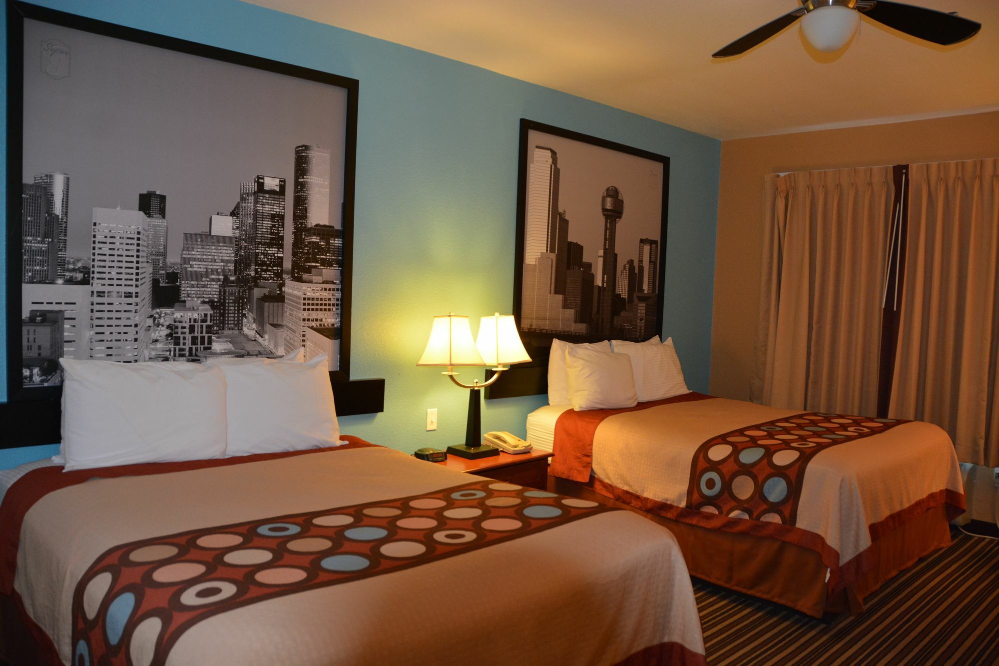 Super 8 By Wyndham Austin/Airport South Exterior foto