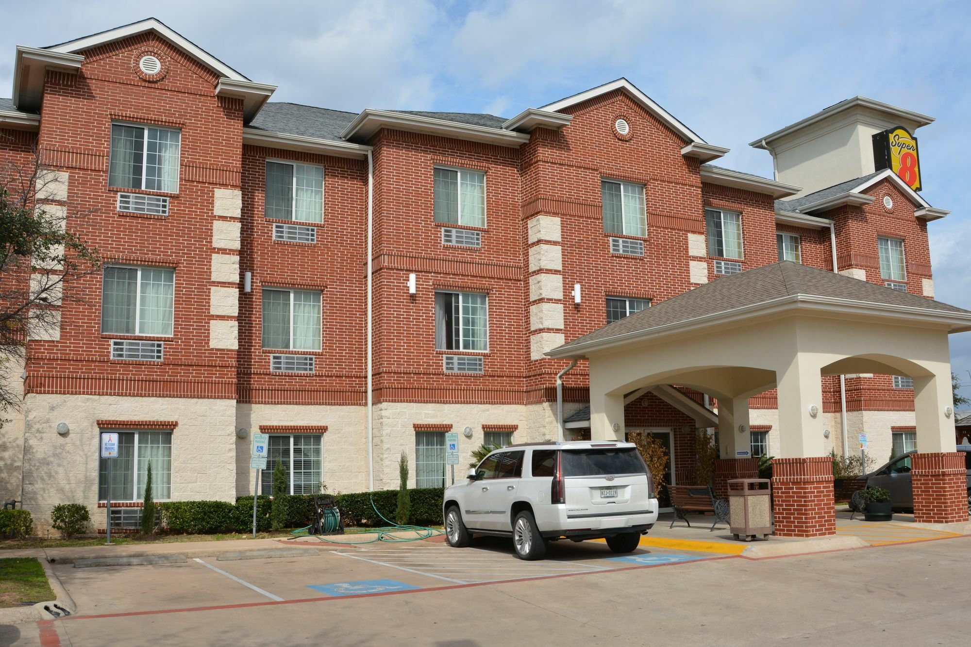 Super 8 By Wyndham Austin/Airport South Exterior foto
